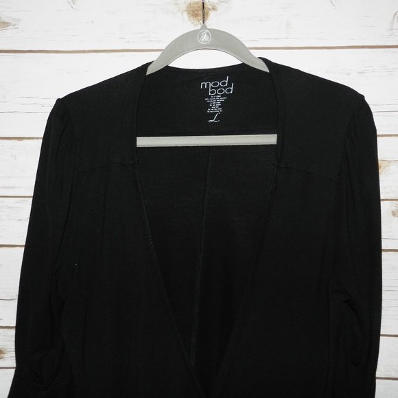 Mod Bod Low Cut V Neck Mid Sleeve Cardigan - Picture 2 of 3